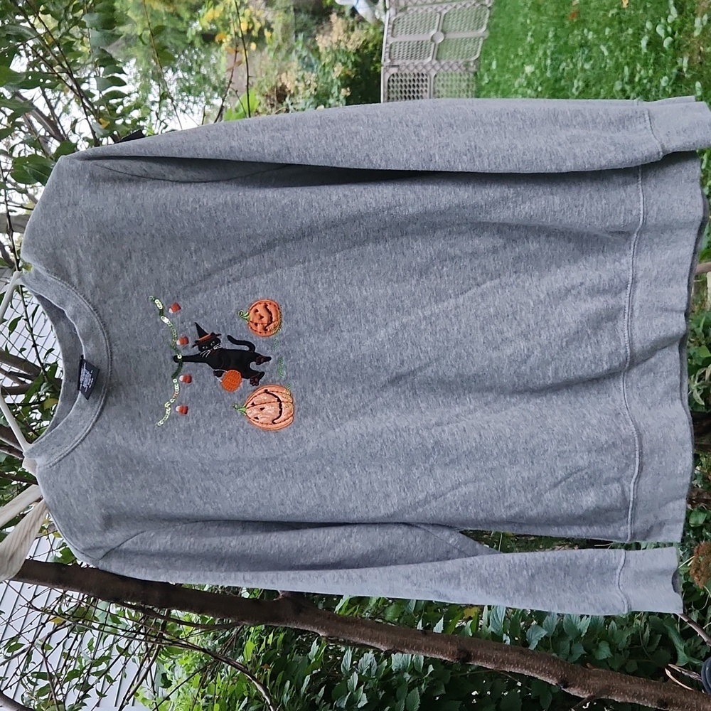 Holiday Editions, Halloween Gray Sweatshirt w Pumpkin and Cat Embroided Design